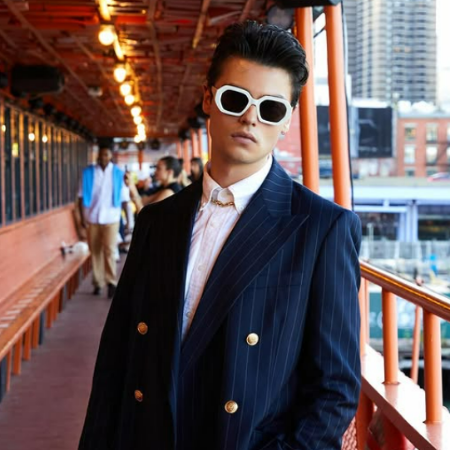 Felix Mallard is an Australian model, musician, and actor.